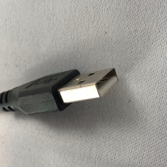 HP 🎉 thank you @Arielandaurora Polaroid blue tooth stereo speaker PBT558 - Picture 7 of 16